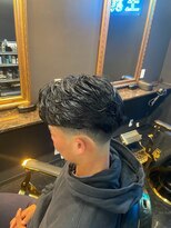 キングスマントーキョー カットクラブ 中野(KINGSMAN TOKYO CUTCLUB)&nbsp;ニュアンスパーマ/ツイストスパイラル/フェード[中野/MEN'S]