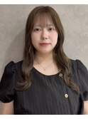 赤みゼロ透明感ベージュカラー
