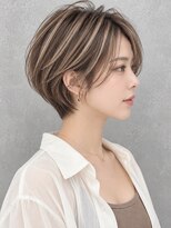 アースオーセンティック 立川店(EARTH Authentic)&nbsp;丸みショート×白髪ぼかしハイライト