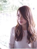 『Noele』大人ロング×外国人風グレージュ