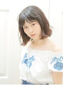 切りっぱなしのフラッフィーボブ