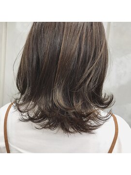 ザ デイ(THE DAY) ミディアムレイヤー【グレージュ】