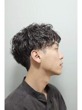アグランテトラ 野田阪神店(a Gland tetra) くせ毛風パーマ×ソフトツーブロック×アッシュ 20代30代人気