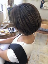 マロウ(mallow)&nbsp;《花屋併設》シンプルボブ@20代30代40代@ブリーチハイライト