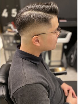 フランクスバーバー アンド ビアークラブ(FRANK'S BARBER and BEER CLUB) かき上げワイルドアップバングサイドパートショート