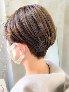 テトヘアー(teto hair) ハイライト、グレージュ、マニッシュショート、スリーク