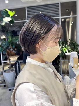 フィルムス 新宿(FILMS) 斜めバング/グレージュカラー/デザインカラー/シルキーベージュ