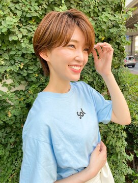 イオエ(ioe) イメチェン/外ハネボブ/ワイドバング/ブルーブラック/美髪