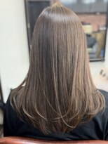 ヘアーサロン カラー 色彩店(COLOR)&nbsp;レイヤーカット+寒色ベージュカラー