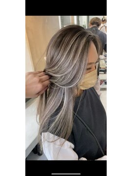 アポロ 横浜駅店(apollo) ハイライトバレイヤージュダブルカラーミルクティーベージュ