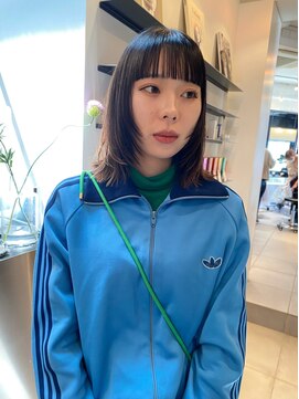 シータ(sheta) 【表参道sheta小林】イメチェンハッシュカットフルバング