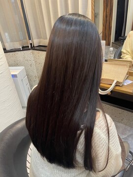 ヘアリゾート粋 トゥジュ 池袋東口店(tujuh) ストレートロング/ツヤ髪ロング