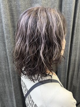 サンひまわり 高来店 お洒落白髪ぼかしハイライト