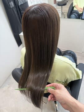 エミュスト(Emuest) 髪質改善トリートメント