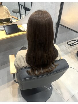 リル(LiLu) ベージュカラー☆波巻きウェーブ