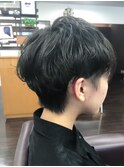 20代30代40代　黒髪くせ毛風ショート　ふんわりニュアンスパーマ