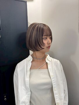 アフィナー 新宿(Afinar) 【新宿駅/新宿南口】デザインショートボブ