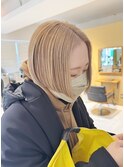 ミルクティーベージュ×ボブ