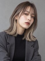 トリニティ(trinity)&nbsp;ブリーチ　インナーカラー　ベージュ　レイヤーカット【豊見城】