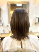 クオリア(QUALIA)&nbsp;大人可愛い くびれ レイヤーボブ  /３０代４０代５０代