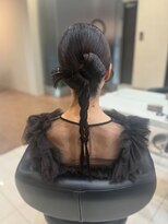 ブラン バイ アールオー(Blan by Ro)&nbsp;【結婚式お呼ばれヘアセット】タイトカチモリアレンジ