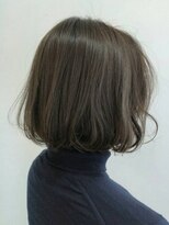 ジェイ エヌ バイ ネオリーブ(J/N by neolive)&nbsp;【Neolive east】前下がりボブ×グレージュ