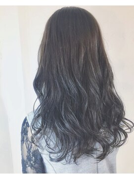 アンフィドットドゥルドゥ(AnFye.dueldo) 【AnFye.dueldo】セミロング × グラデーションカラー