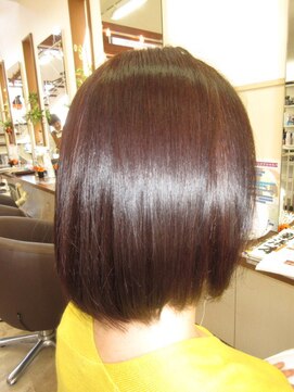 コアフィールフィス(COIFFURE fils) 【見附・M3D】ミセス  大人の艶感ボブ