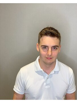 リバレッジ 広尾(Leverage) ラフなメンズバーバー理容室スタイル