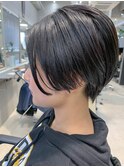 黒髪、ハンサムショート、マニッシュショート、ワンサイド