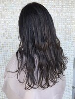 ヘアアーツ ブルーム(hair art's BLOOM) ダークグレーアッシュ 。