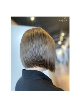 ルポル 大通店(rupolu) エメラルドカラーのボブ