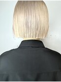 【小倉修也　ブロンド×切りっぱなしボブ】