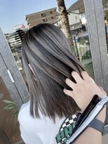 クロッカ(clocca)&nbsp;バレイヤージュ×グレージュ