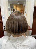 ミルクティーベージュ