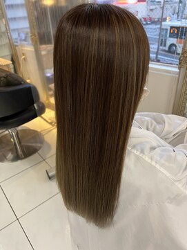 アイズ 本厚木(AIZU) 細めハイライト＋ナチュラルベージュ