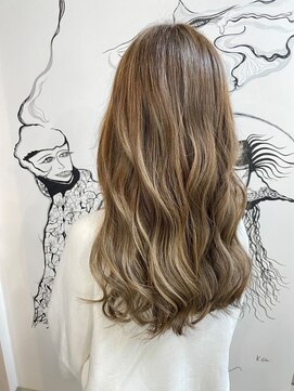 ニュード(niud) ナチュラルグラデーション