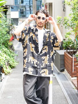 クラスコウベ 三宮店(Krass kobe) MEN’S HAIR波巻きオールバックスタイル【上野　竜司】