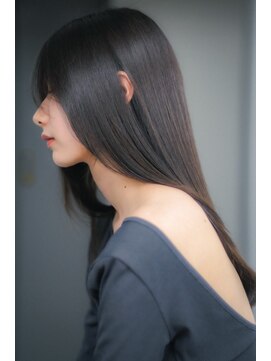 エマ 六本松店(EMMA) 髪質改善／白髪改善／白髪ぼかし／脱白髪染め／縮毛矯正