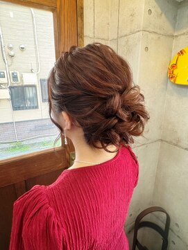 ラグズ 茅ヶ崎(LAGUZ) 【ヘアセット】 ゆるふわん大きめシニヨン 茅ヶ崎ヘアセット