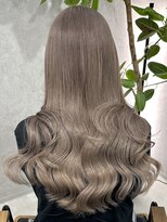 ロウル 渋谷(LOWRL)&nbsp;透明感グレージュミルクティー/ブリーチ/ダブルカラー