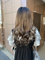 フツーロ 栄(FUTURO) プルエクステ