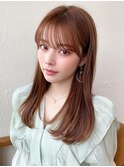 後れ毛が可愛い顔周りハイレイヤーロングチェリーブラウン