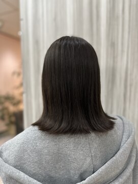 ノーム バイ アウラ(norm. by aura) オリーブベージュカラー