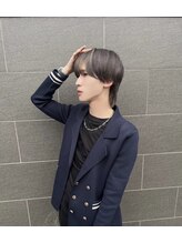 【ハイトーン・髪質改善・縮毛矯正・レイヤーカット特化stylist】井口陽来【@ik__haru__ki】