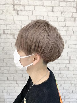 ヘアーアンドメイク ニューヨークニューヨーク 姫路店(Hair&Make NYNY) 明るめミルクティーベージュ