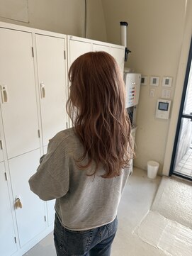 ピンクグレージュ