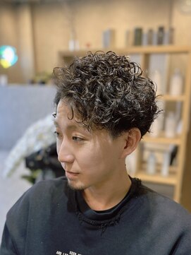 フィッシュヘアー(fish hair) メンズスタイル/メンズパーマ/スパイラル/ツーブロック