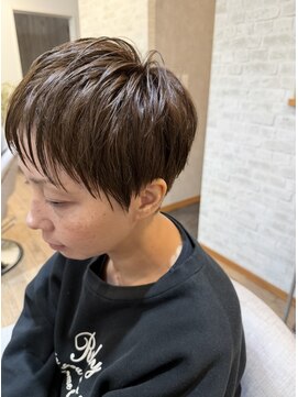 ニップ(nip) 刈り上げショート