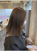ブリーチなしミルクティーベージュ　切りっぱなしミディアム
